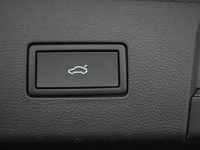 New 2026 Volkswagen Atlas Peak Edition image 7