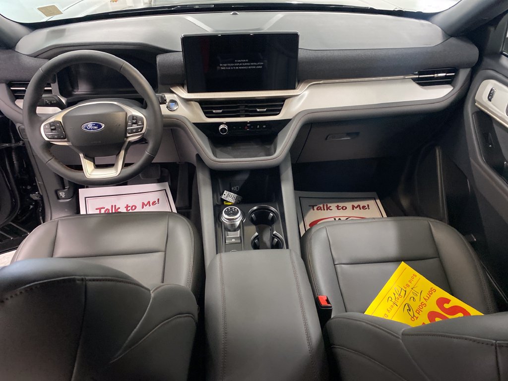 New 2027 Ford Explorer Active w/ Active Comfort Package RWD image 20