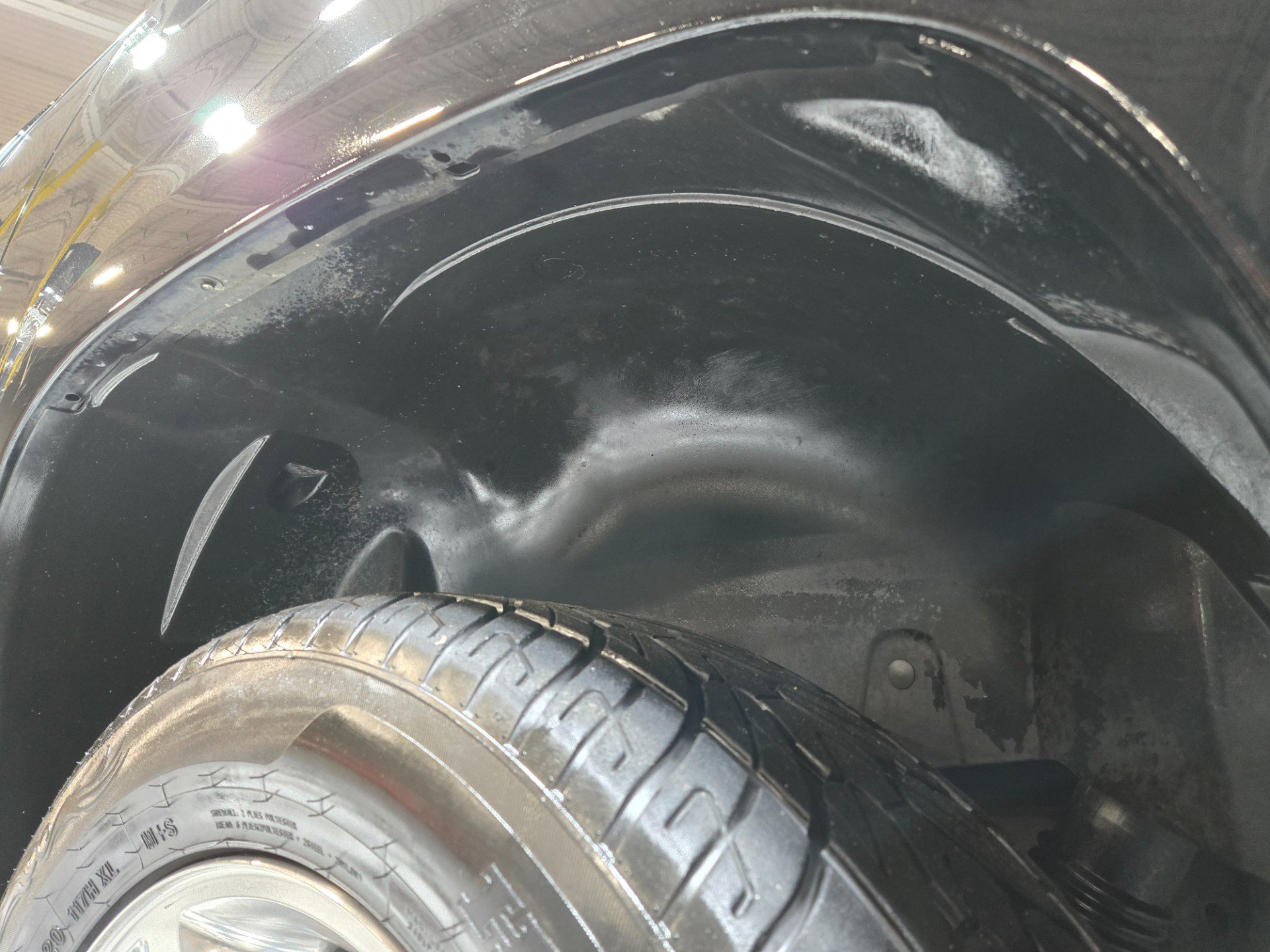 Used 2012 Chevrolet Avalanche LT w/ All-Star Edition image 25