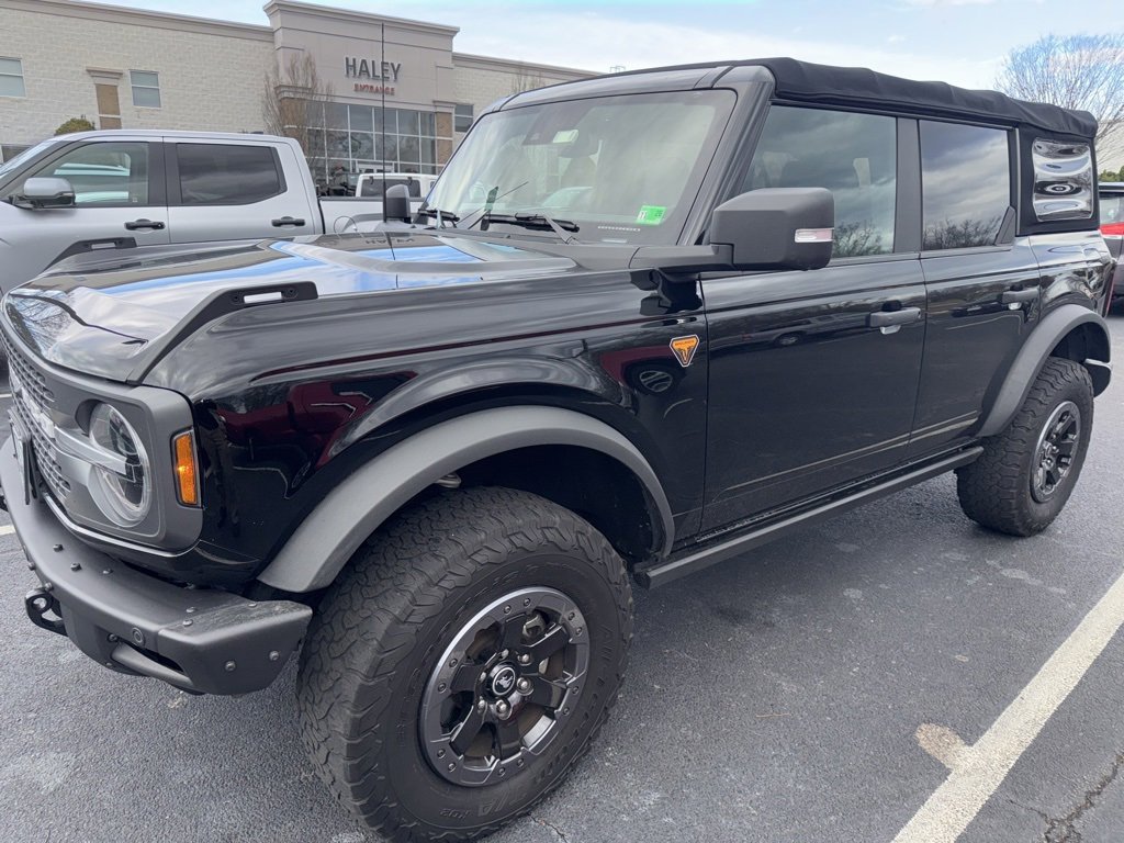 Used 2021 Ford Bronco Badlands image 5