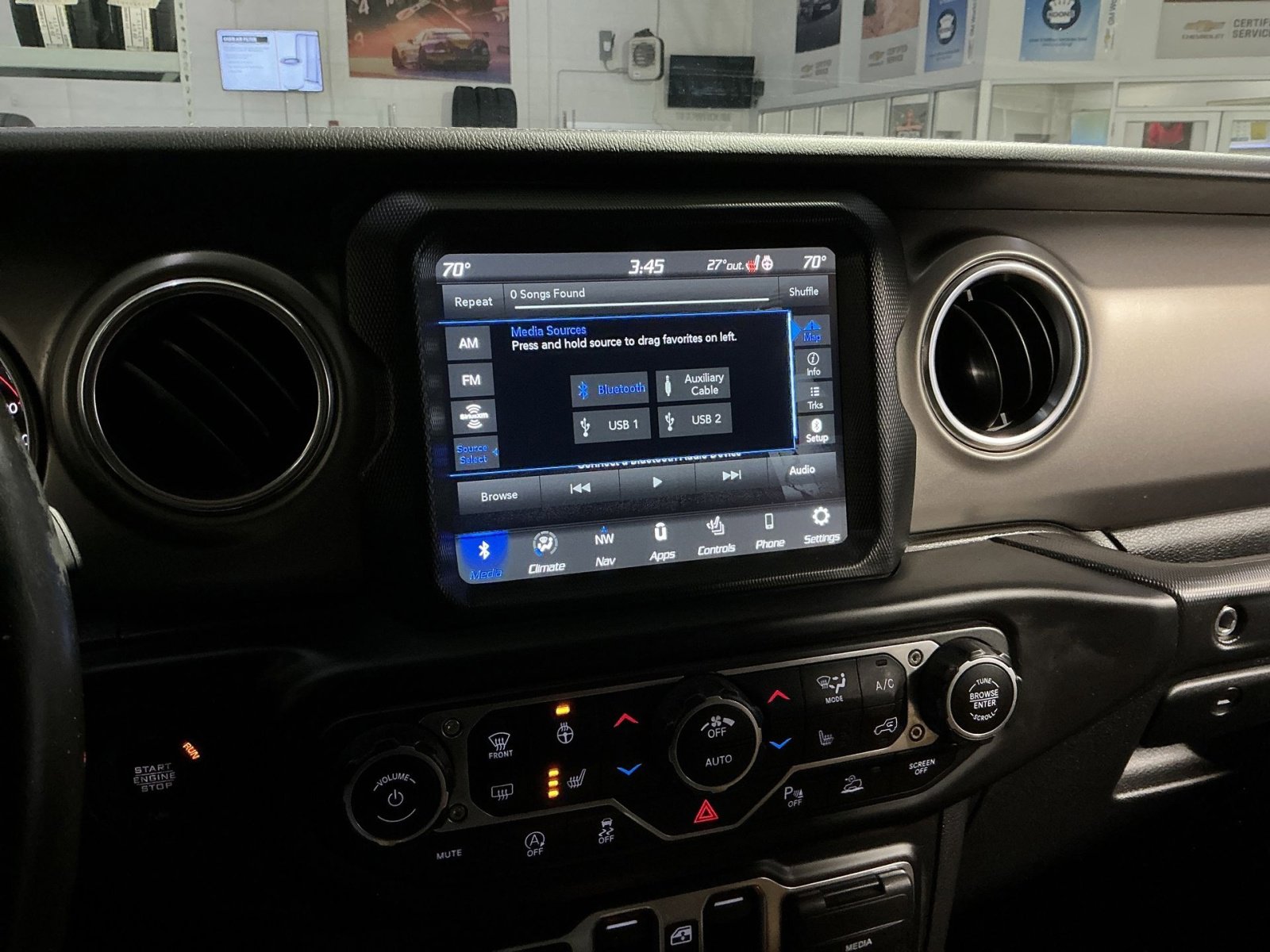 Used 2021 Jeep Wrangler Unlimited Rubicon image 26