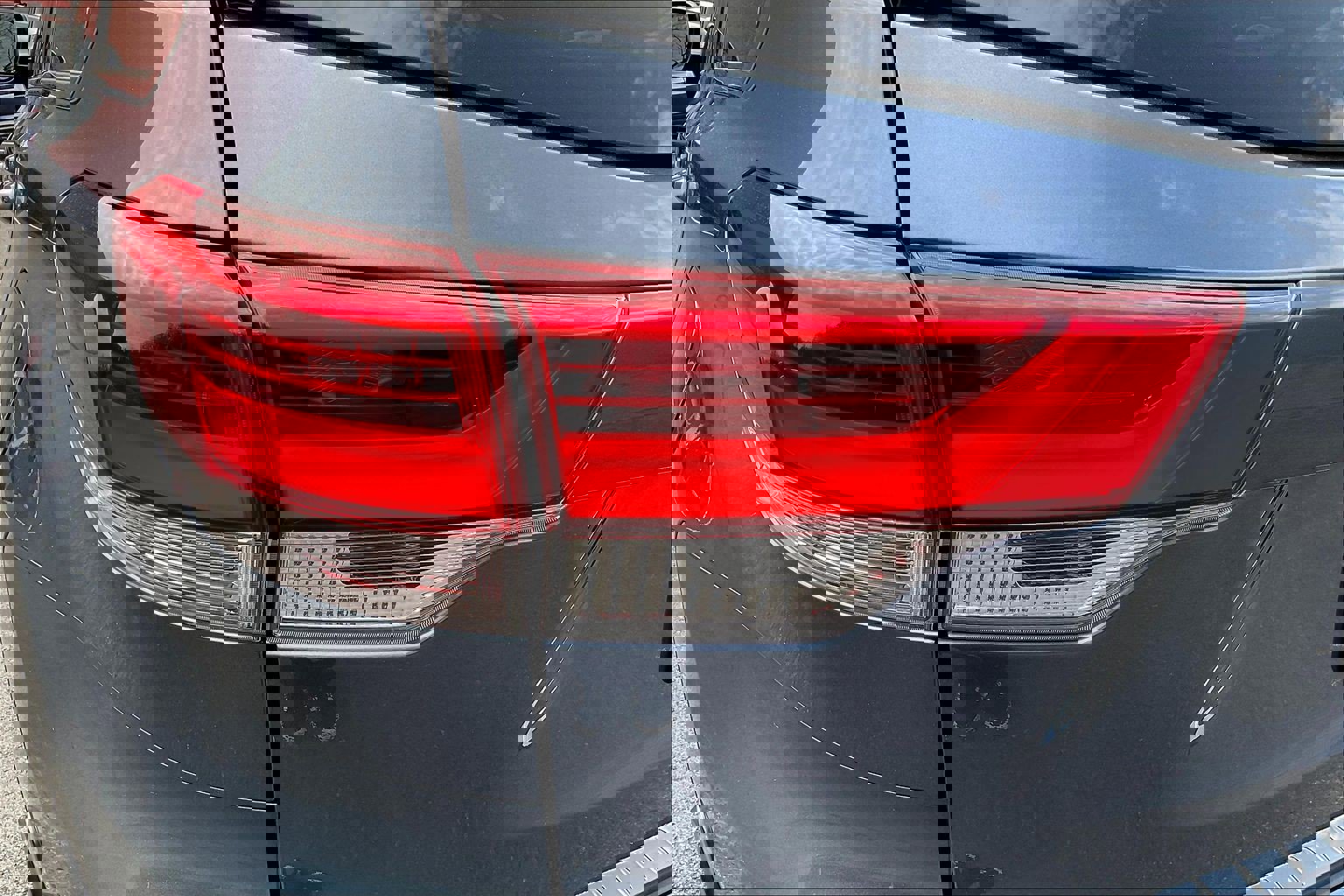 Used 2018 Toyota Highlander XLE image 23