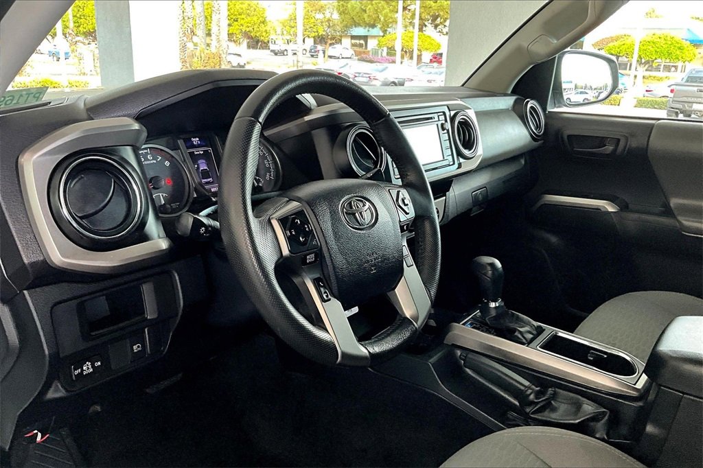 Used 2019 Toyota Tacoma SR5 image 18