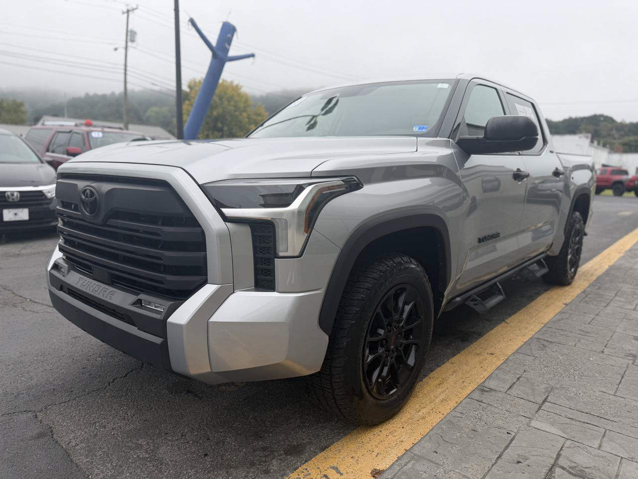 Used 2023 Toyota Tundra SR5 AWD/4WD image 4