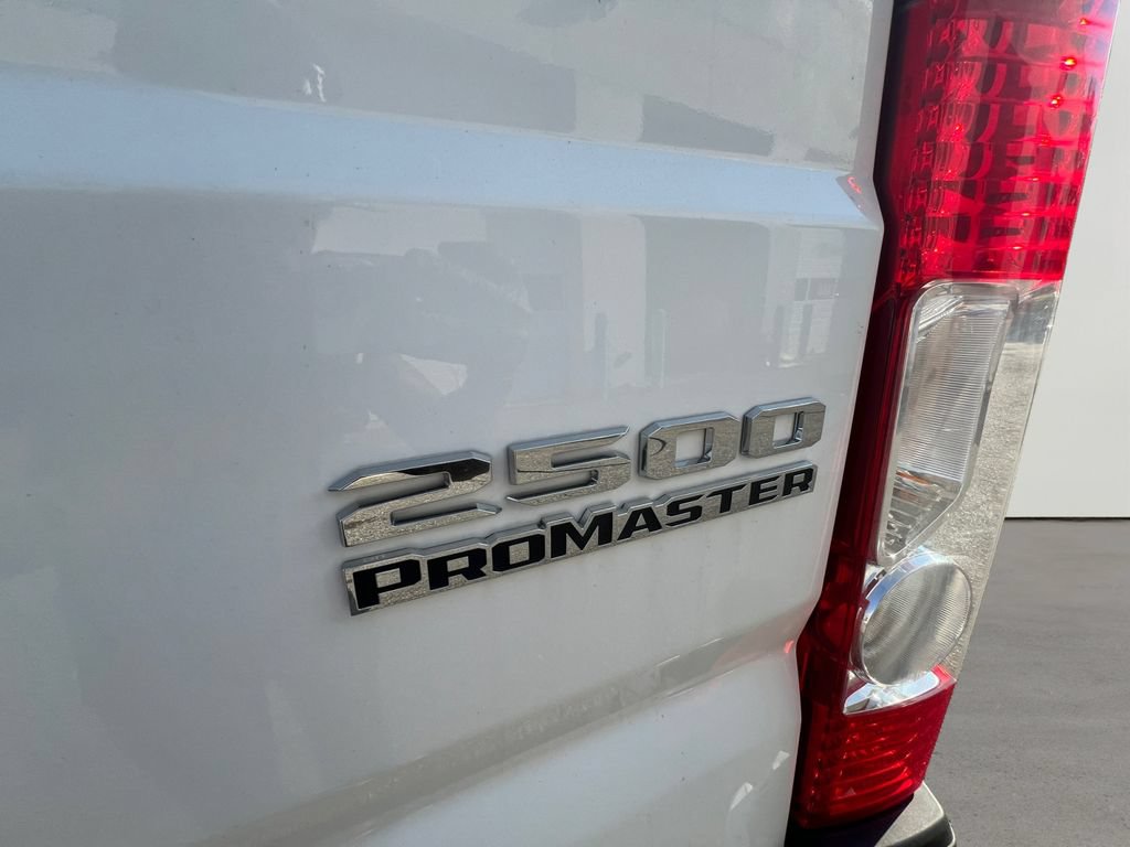 Used 2025 RAM ProMaster 2500 w/ Convenience Group FWD image 31