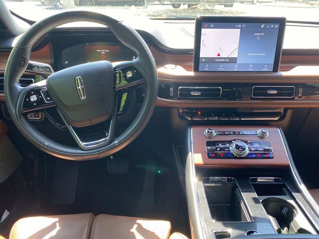 Certified 2023 Lincoln Aviator Reserve w/ Equipment Group 201A AWD/4WD image 8