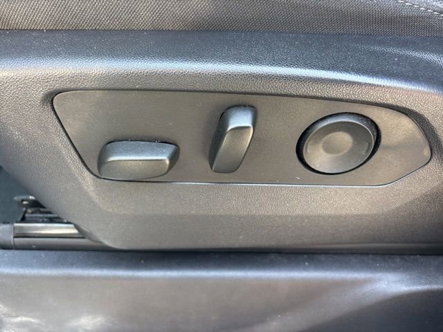 Used 2024 Chevrolet Silverado 1500 LT image 9