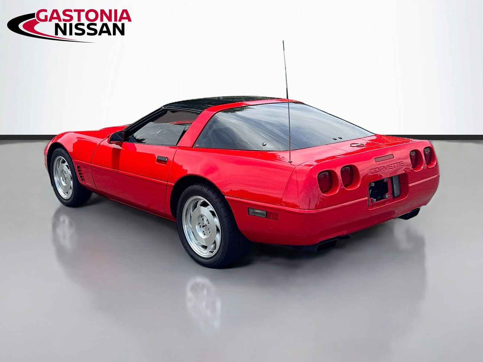 Used 1995 Chevrolet Corvette Coupe RWD image 6