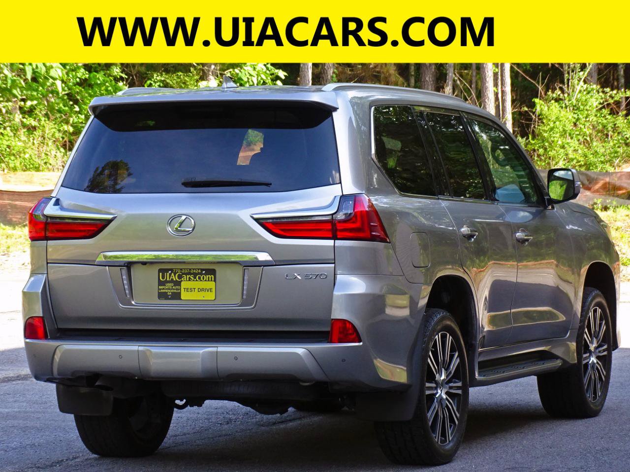 Used 2019 Lexus LX 570 4WD w/ Luxury Package image 9
