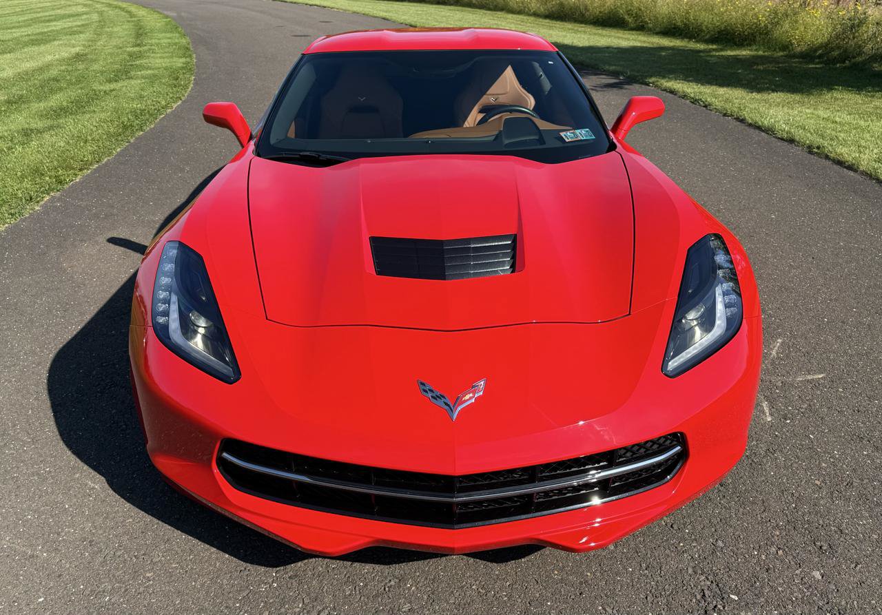 Used 2014 Chevrolet Corvette Stingray Coupe w/ 3LT Preferred Equipment Group RWD image 3