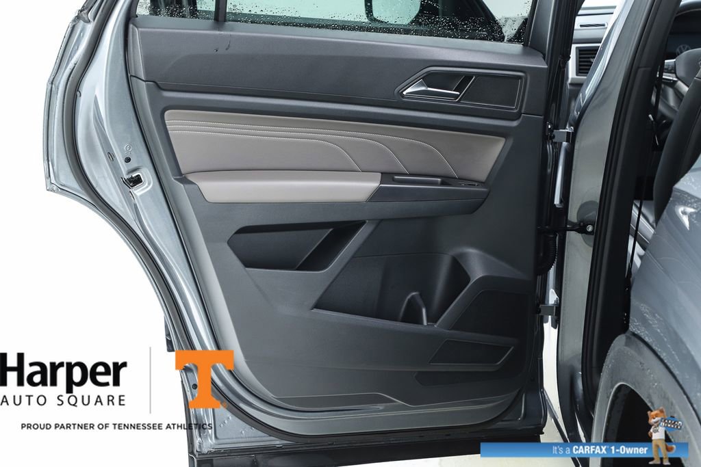 Used 2022 Volkswagen Atlas Cross Sport SE image 54