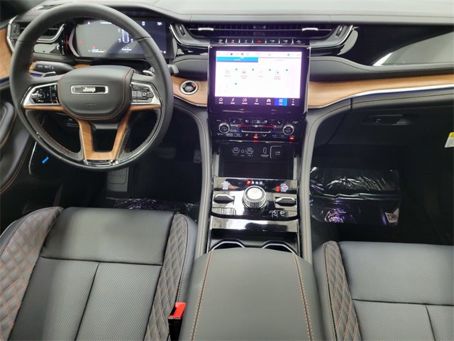 New 2025 Jeep Grand Cherokee Summit image 35