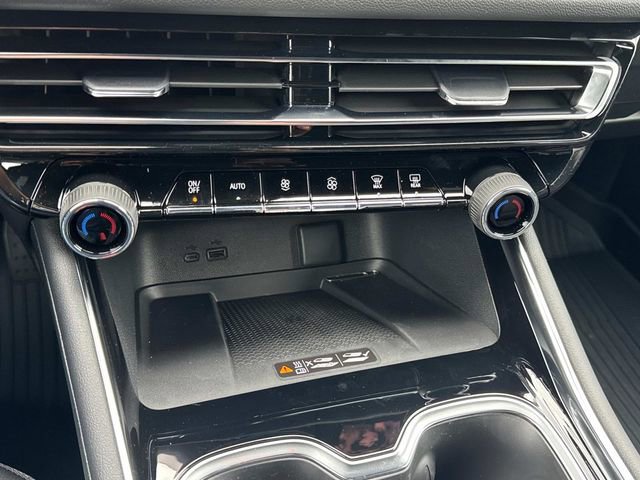 New 2026 Chevrolet Traverse LT w/ Enhanced Driving Package FWD image 34