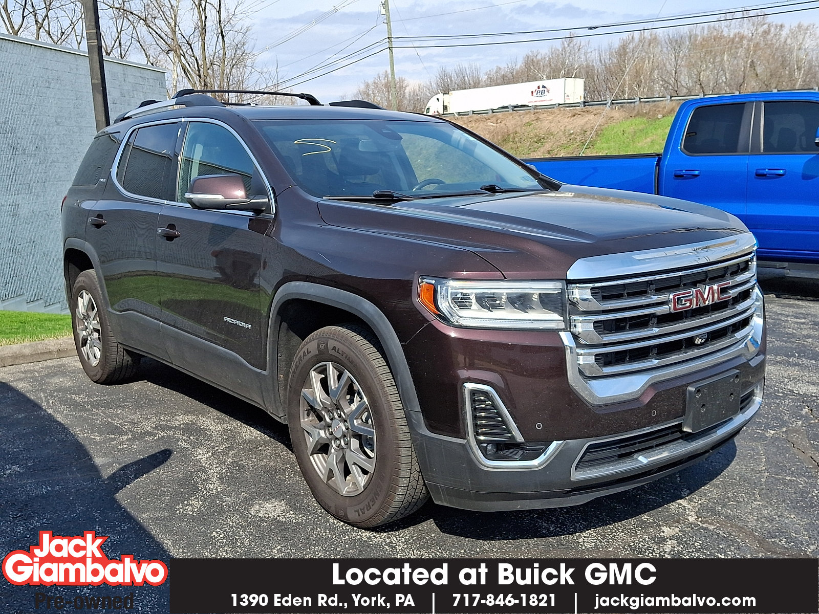 Used 2021 GMC Acadia SLT w/ Technology Package image 1
