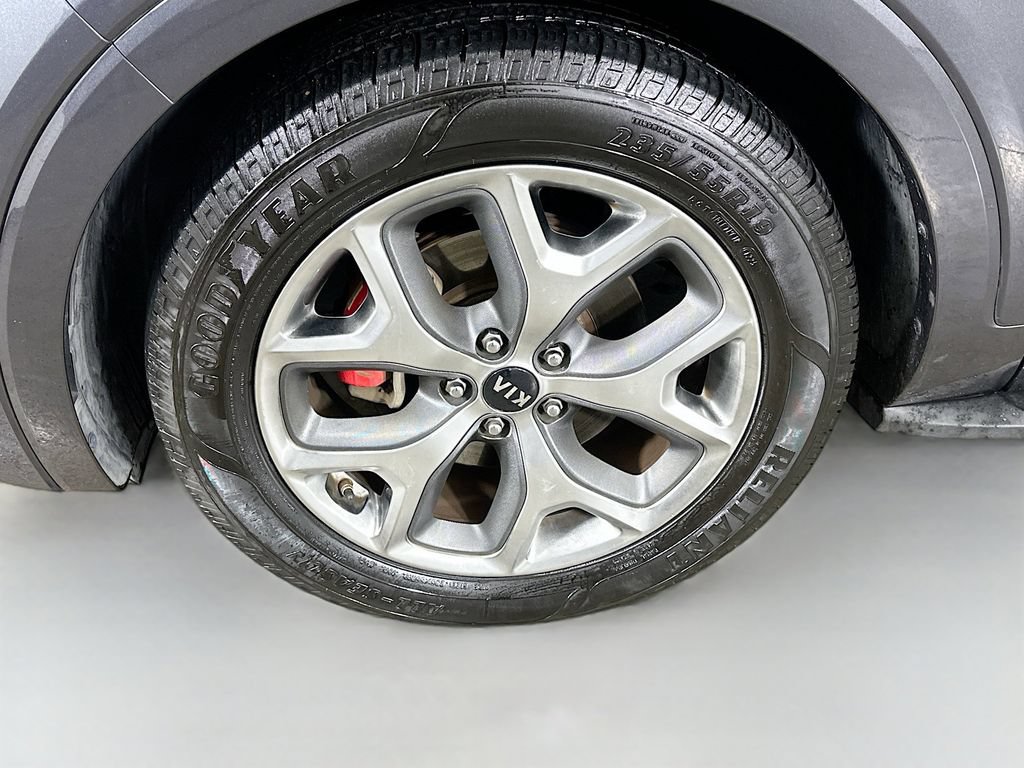 Certified 2019 Kia Sorento SX w/ SX Touring Package FWD image 16