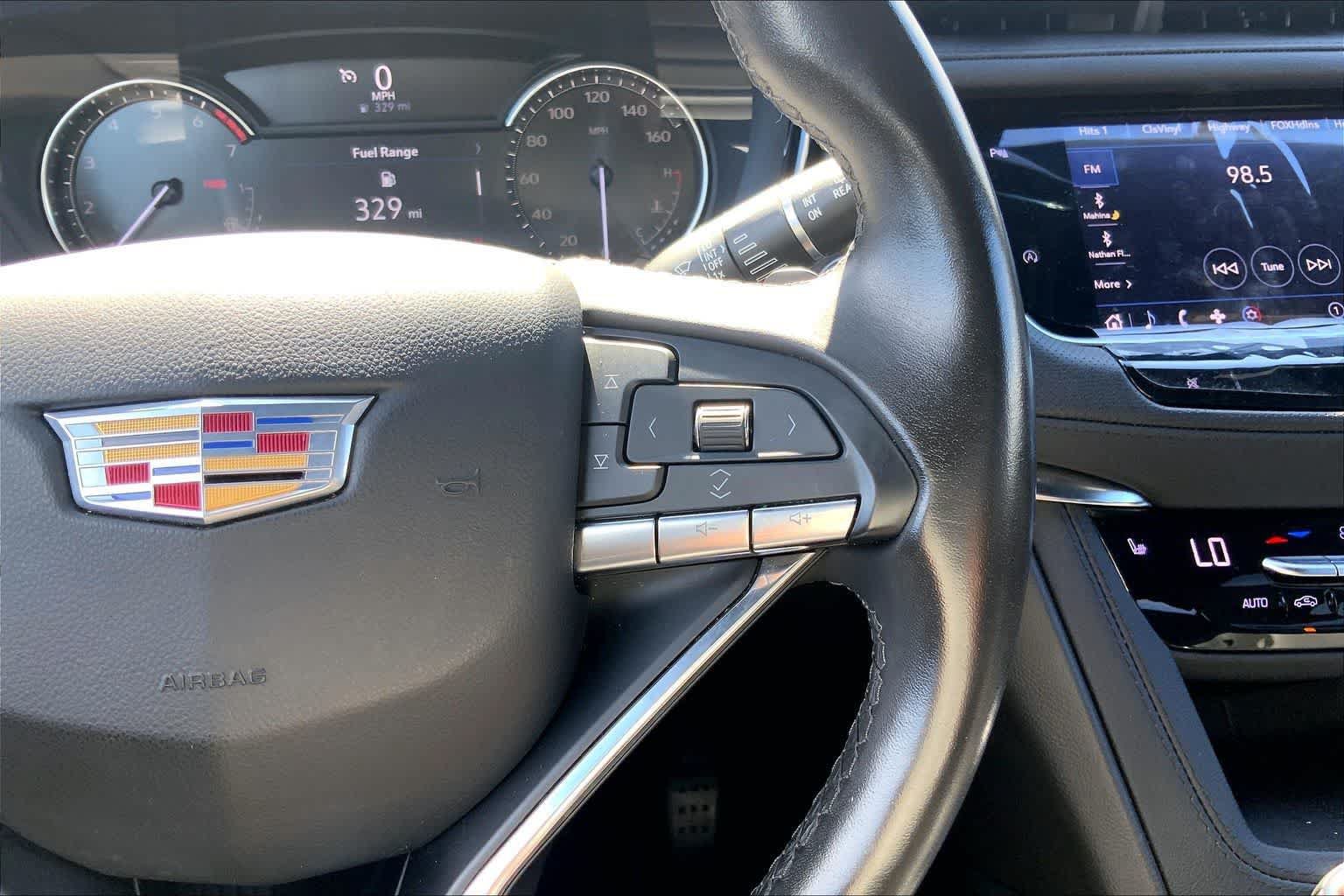 Used 2023 Cadillac XT6 Luxury FWD image 25