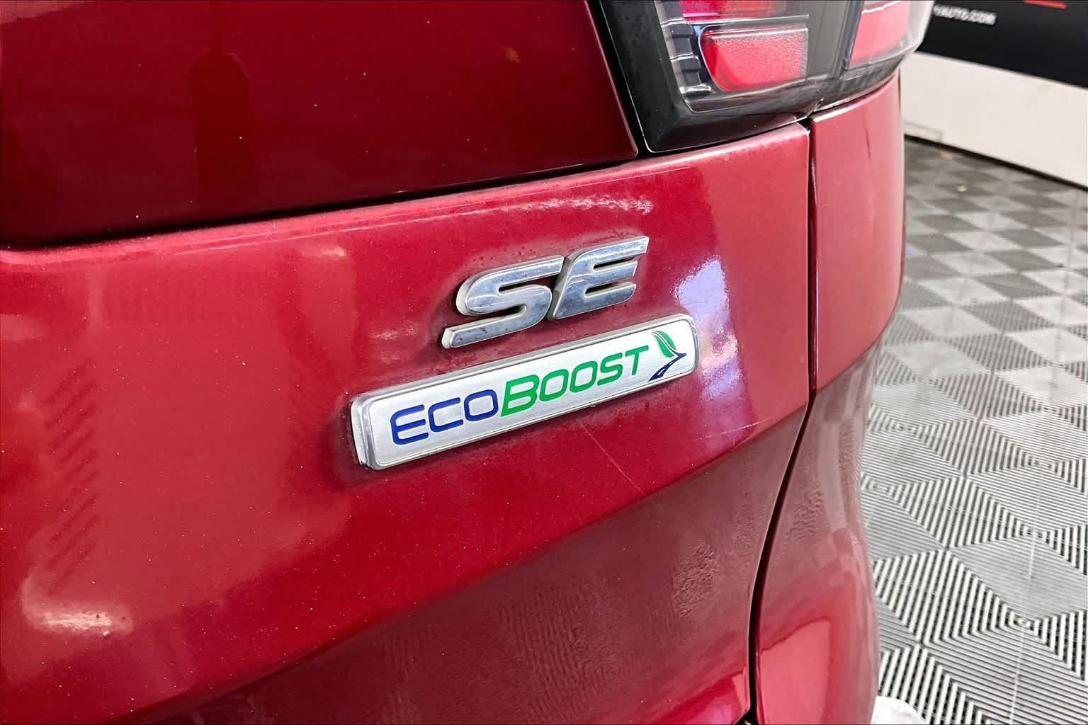 Used 2017 Ford Escape SE w/ Equipment Group 201A FWD image 10