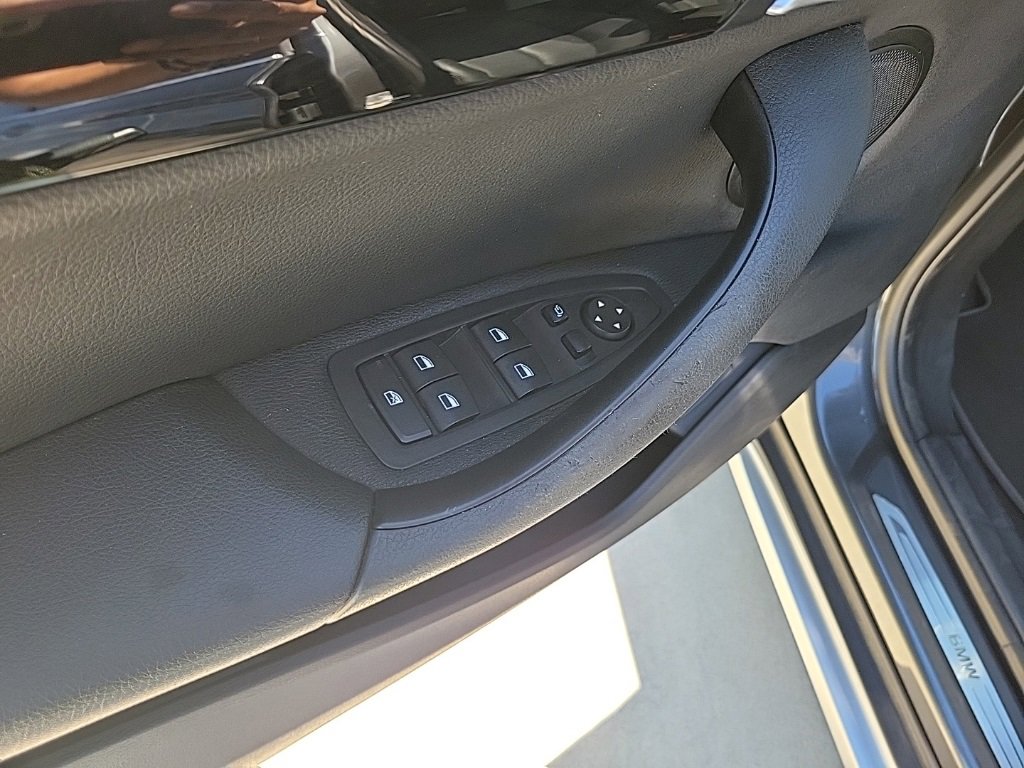 Used 2021 BMW X1 sDrive28i w/ Convenience Package image 16