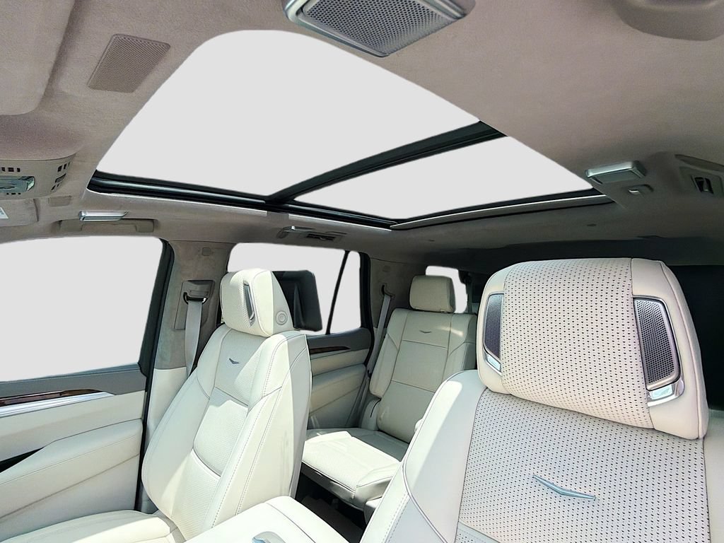 New 2026 Cadillac Escalade Platinum Sport w/ LPO, ONYX Package AWD/4WD image 23
