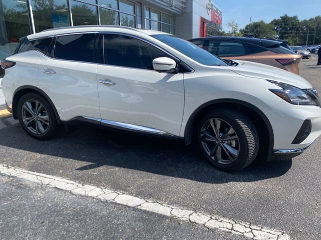 Used 2020 Nissan Murano Platinum FWD image 1