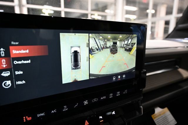 New 2026 GMC Hummer EV SUV image 15