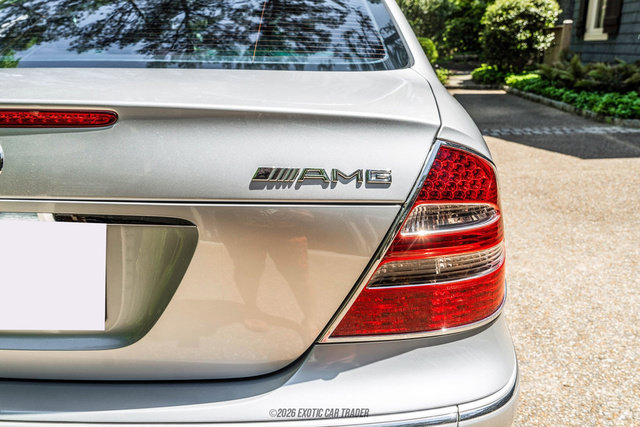 Used 2005 Mercedes-Benz E 55 AMG Sedan image 82