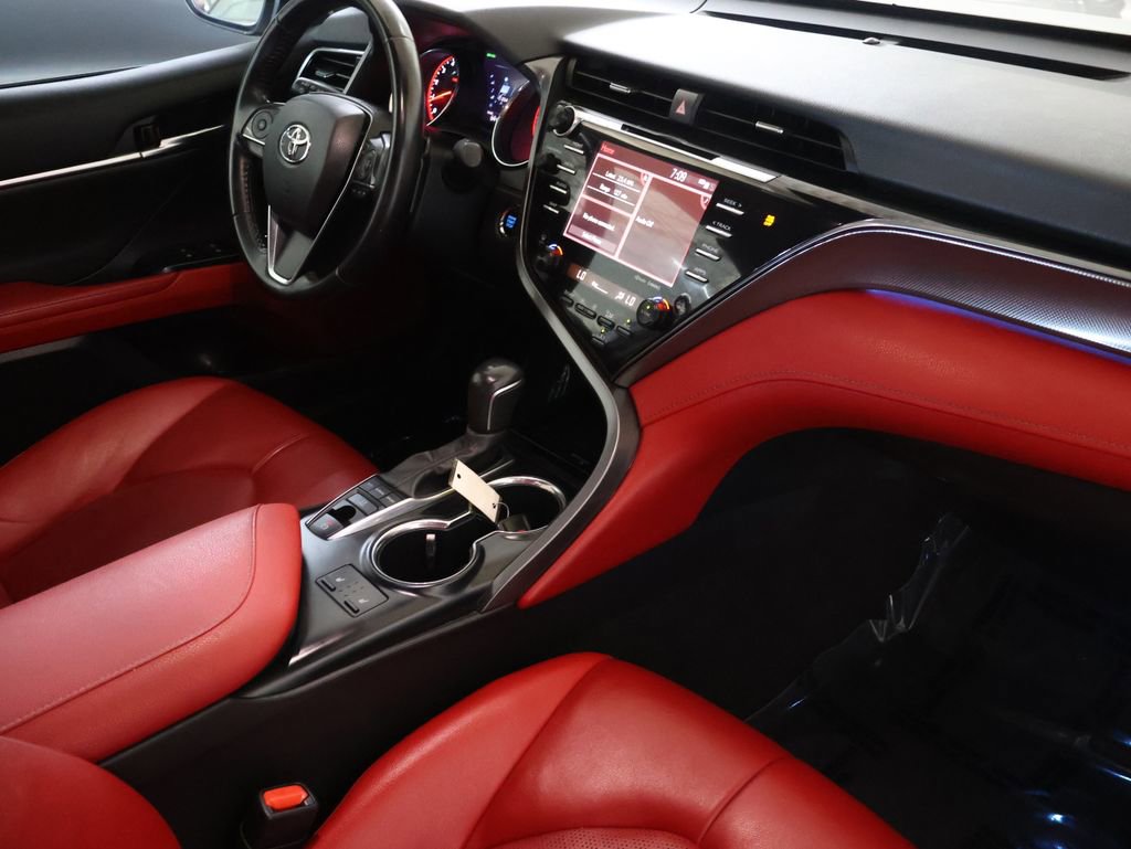 Used 2020 Toyota Camry XSE w/ Carpet Mat Package FWD image 11