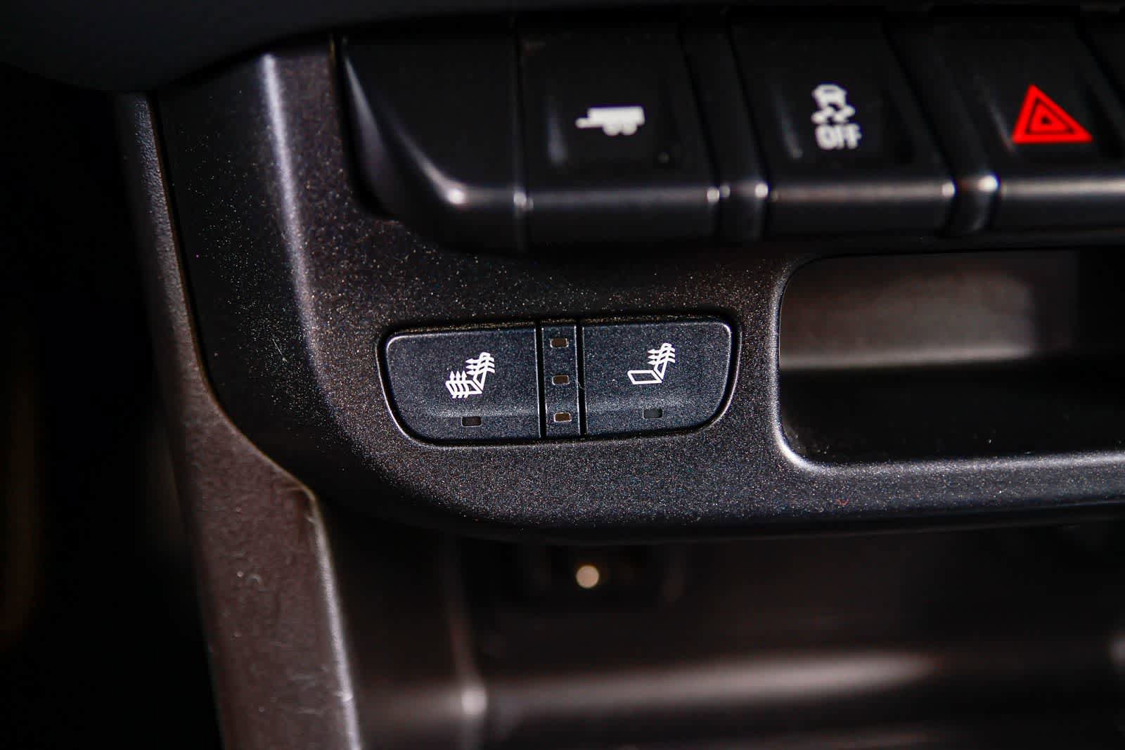 Used 2019 Chevrolet Colorado Z71 AWD/4WD image 25
