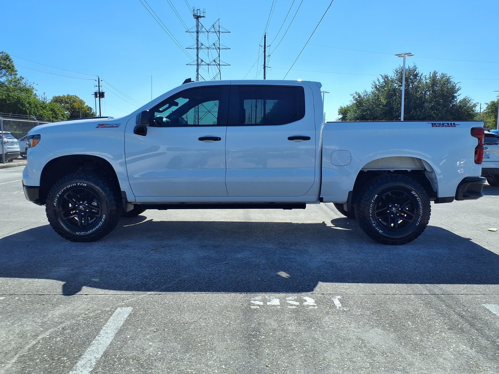 Used 2022 Chevrolet Silverado 1500 Custom Trail Boss AWD/4WD image 22