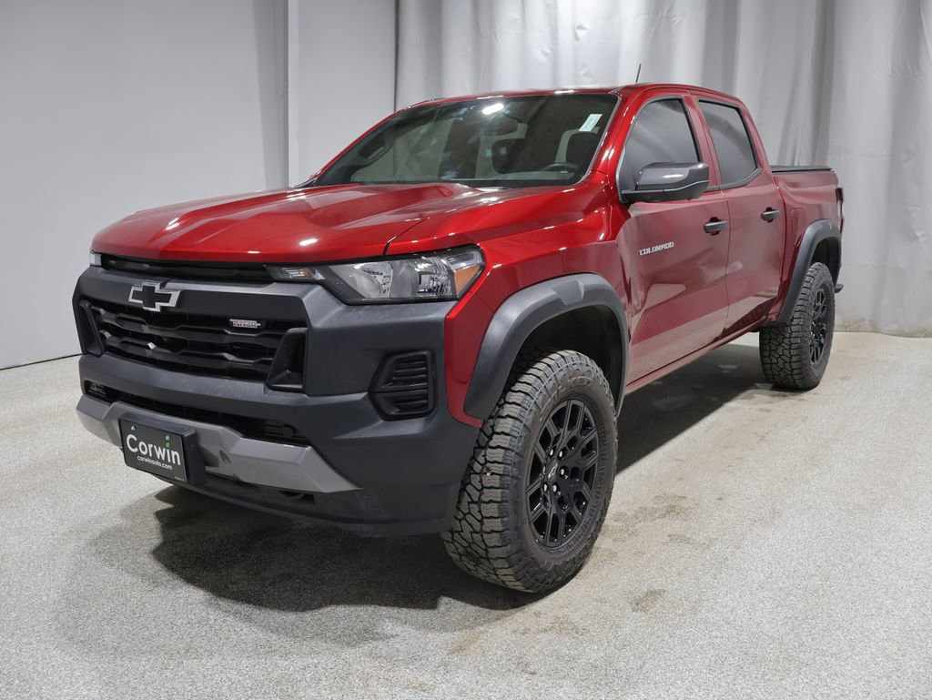 Used 2025 Chevrolet Colorado Trail Boss image 6