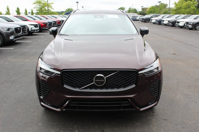 New 2026 Volvo XC60 B5 Plus w/ Protection Package Premier image 8