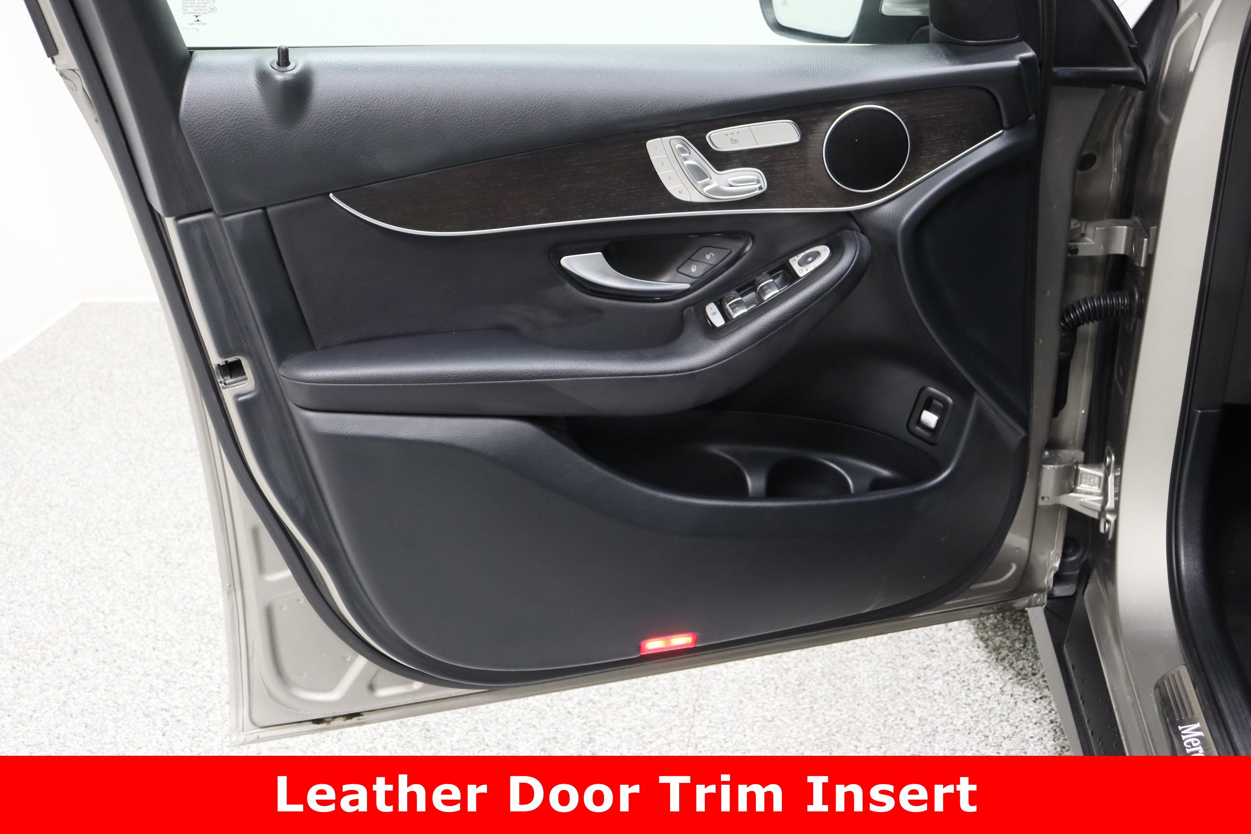 Used 2020 Mercedes-Benz GLC 300 4MATIC image 12