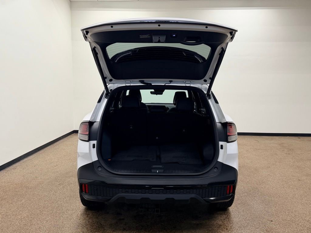 Used 2025 Kia Sportage X-Pro image 5