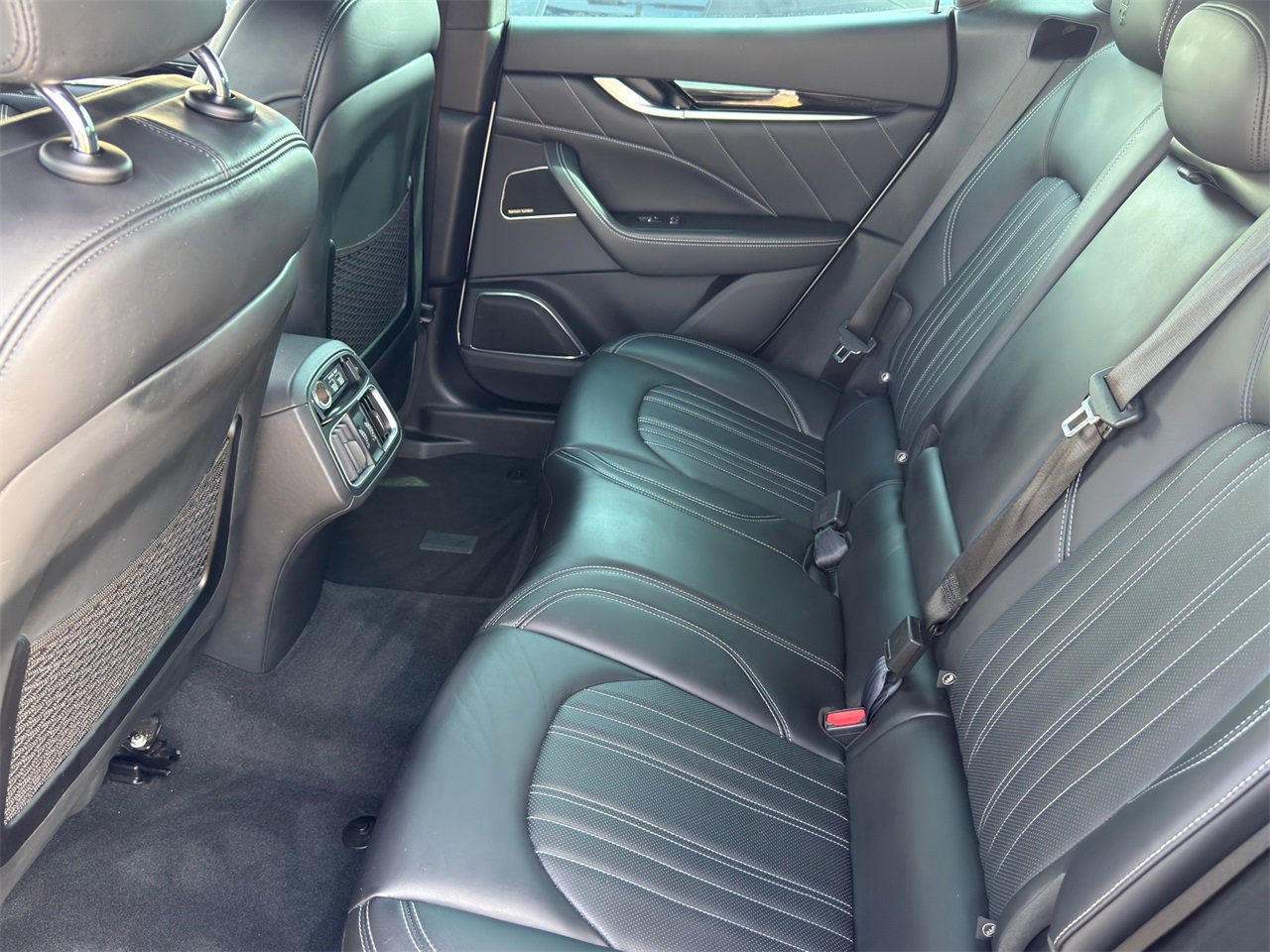 Certified 2023 Maserati Levante GT image 36