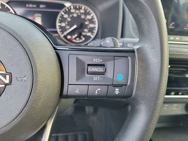 Used 2023 Nissan Rogue SV image 18