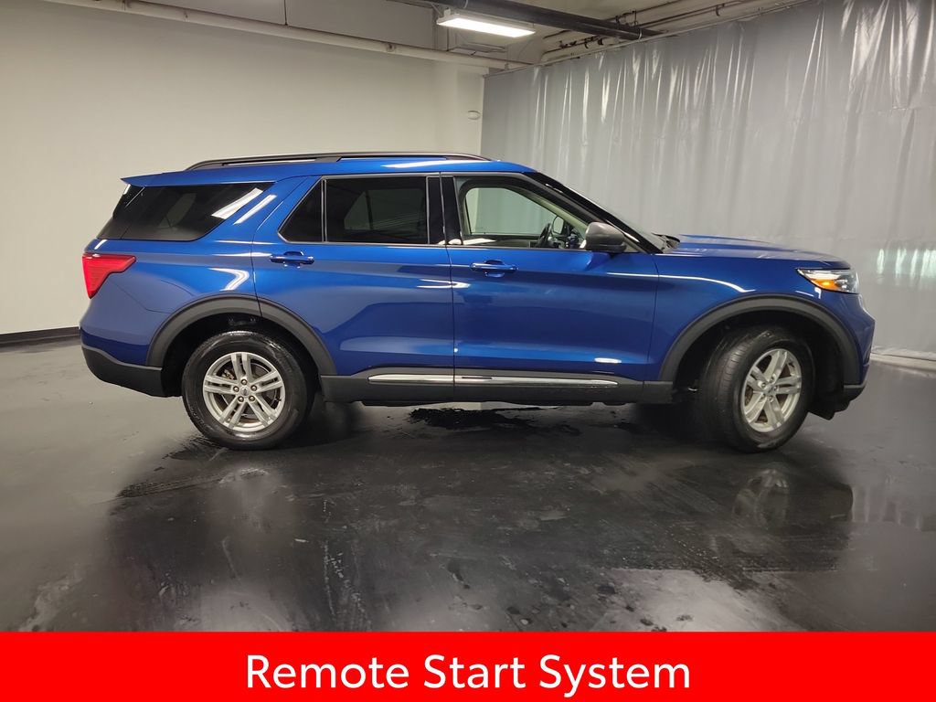 Used 2023 Ford Explorer XLT w/ Equipment Group 202A AWD/4WD image 9