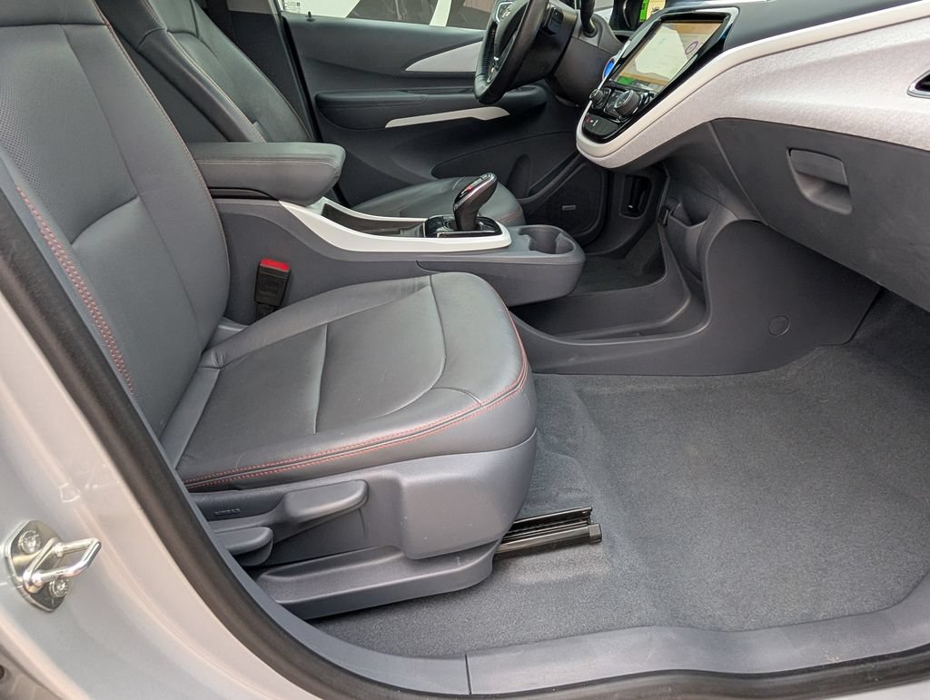 Certified 2020 Chevrolet Bolt Premier w/ Infotainment Package FWD image 23