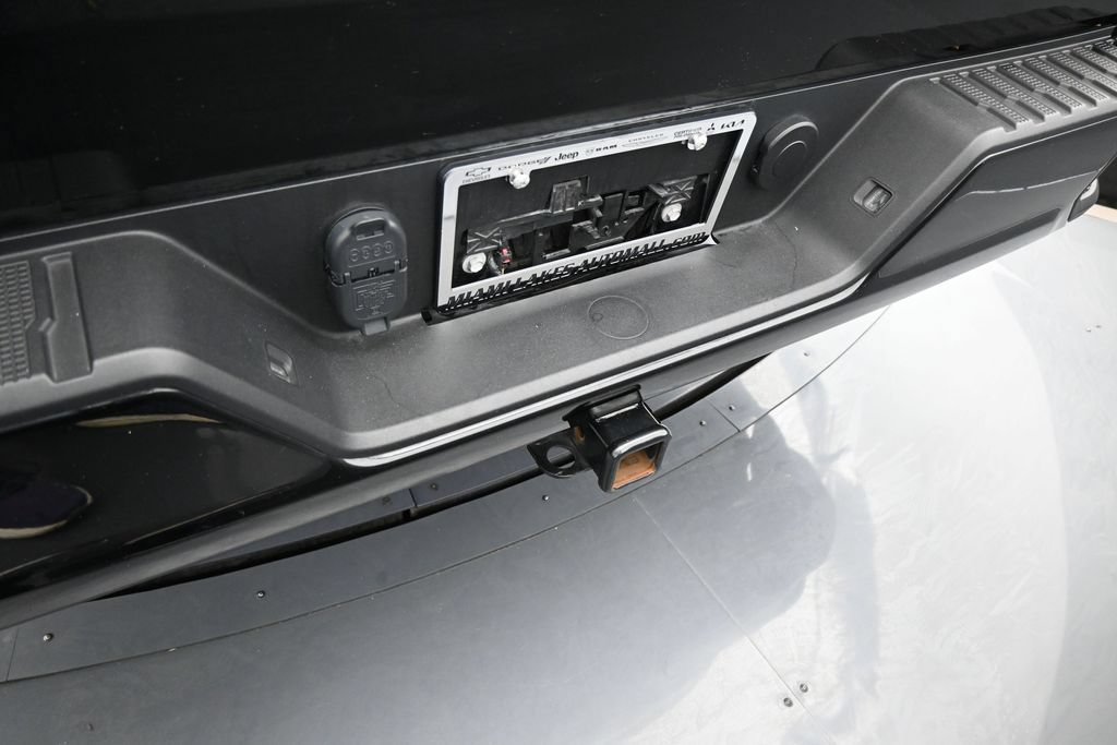 Used 2024 Chevrolet Silverado 1500 RST RWD image 43
