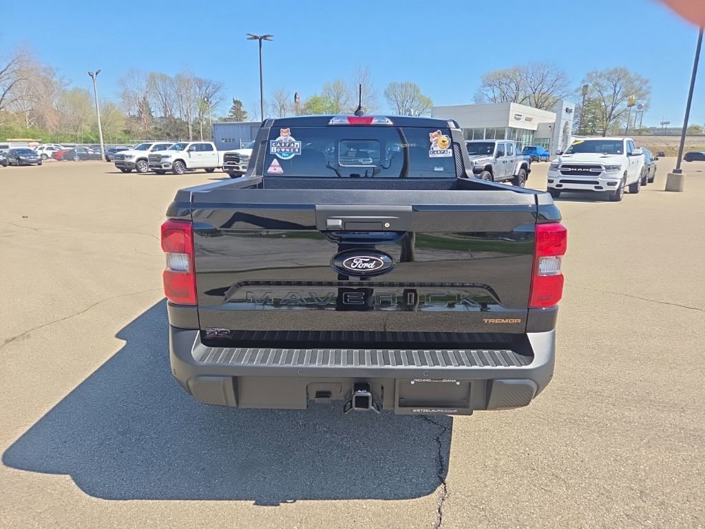 Used 2025 Ford Maverick Tremor image 6
