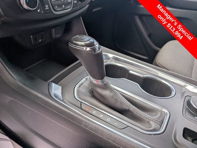 Used 2019 Chevrolet Traverse LT FWD image 21