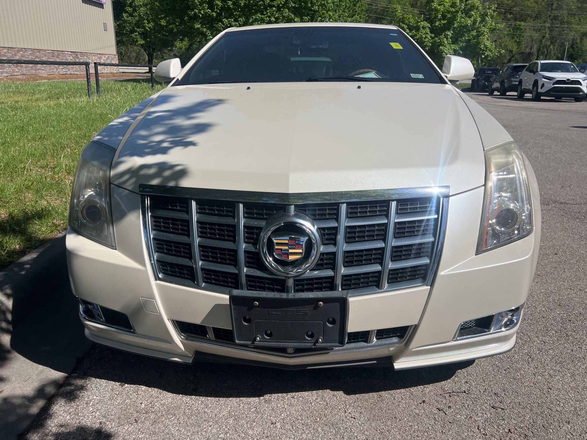 Used 2014 Cadillac CTS Performance w/ Performance Luxury Package RWD image 2