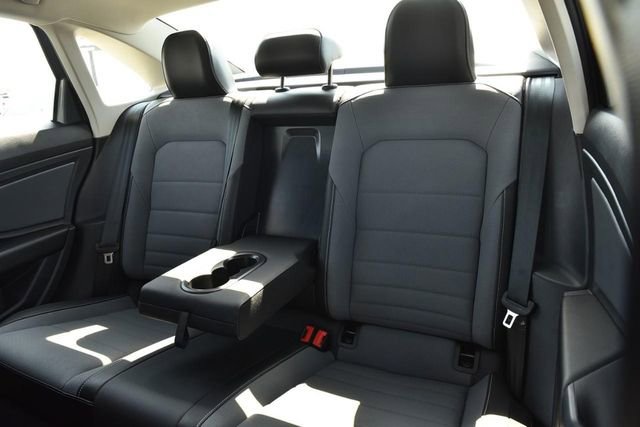 Certified 2025 Volkswagen Jetta SE image 22