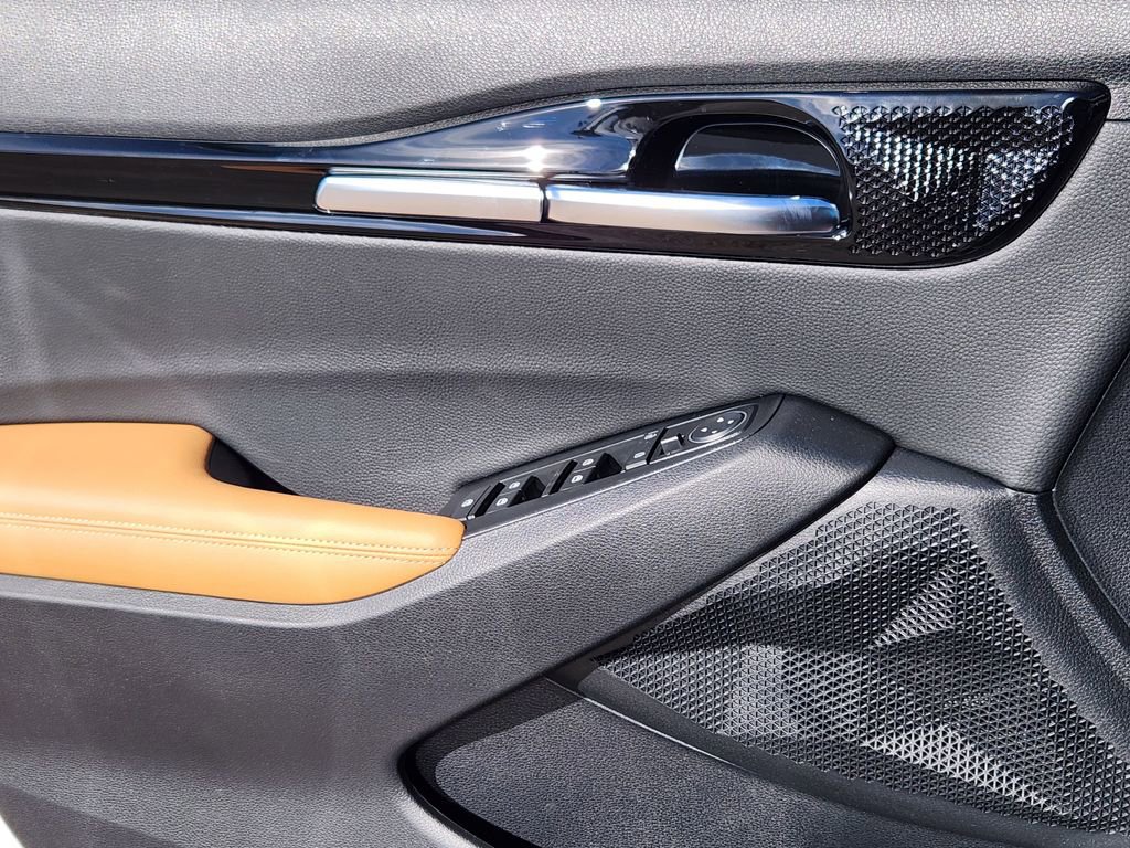 New 2026 Kia Seltos EX image 6