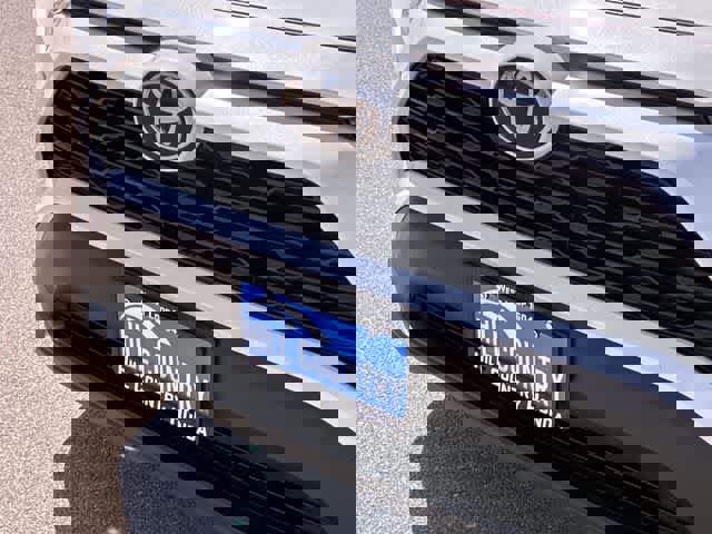 Used 2021 Toyota RAV4 XLE Premium image 12