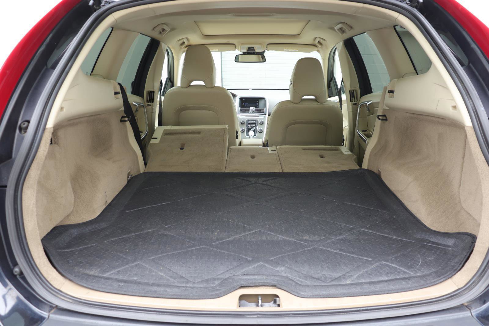 Used 2013 Volvo XC60 3.2 image 16