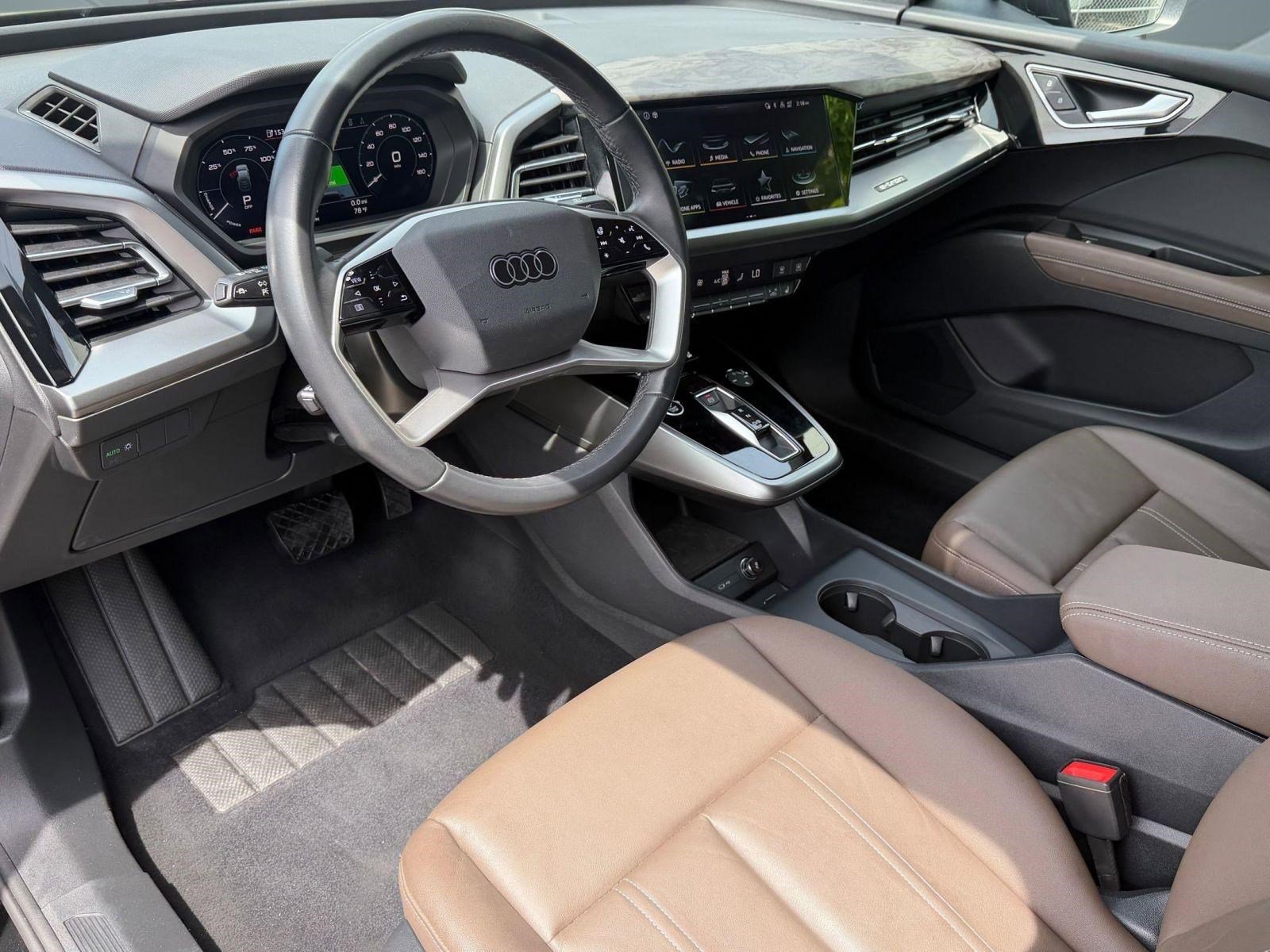 Used 2024 Audi Q4 e-tron Premium Plus w/ Premium Plus AWD/4WD image 4