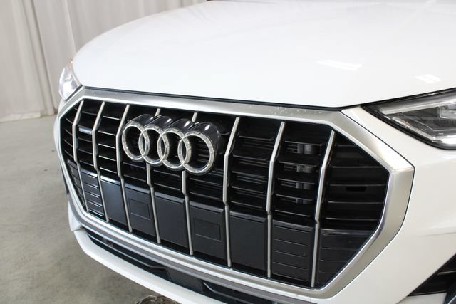 Used 2024 Audi Q3 2.0T Premium w/ Convenience Package AWD/4WD image 33