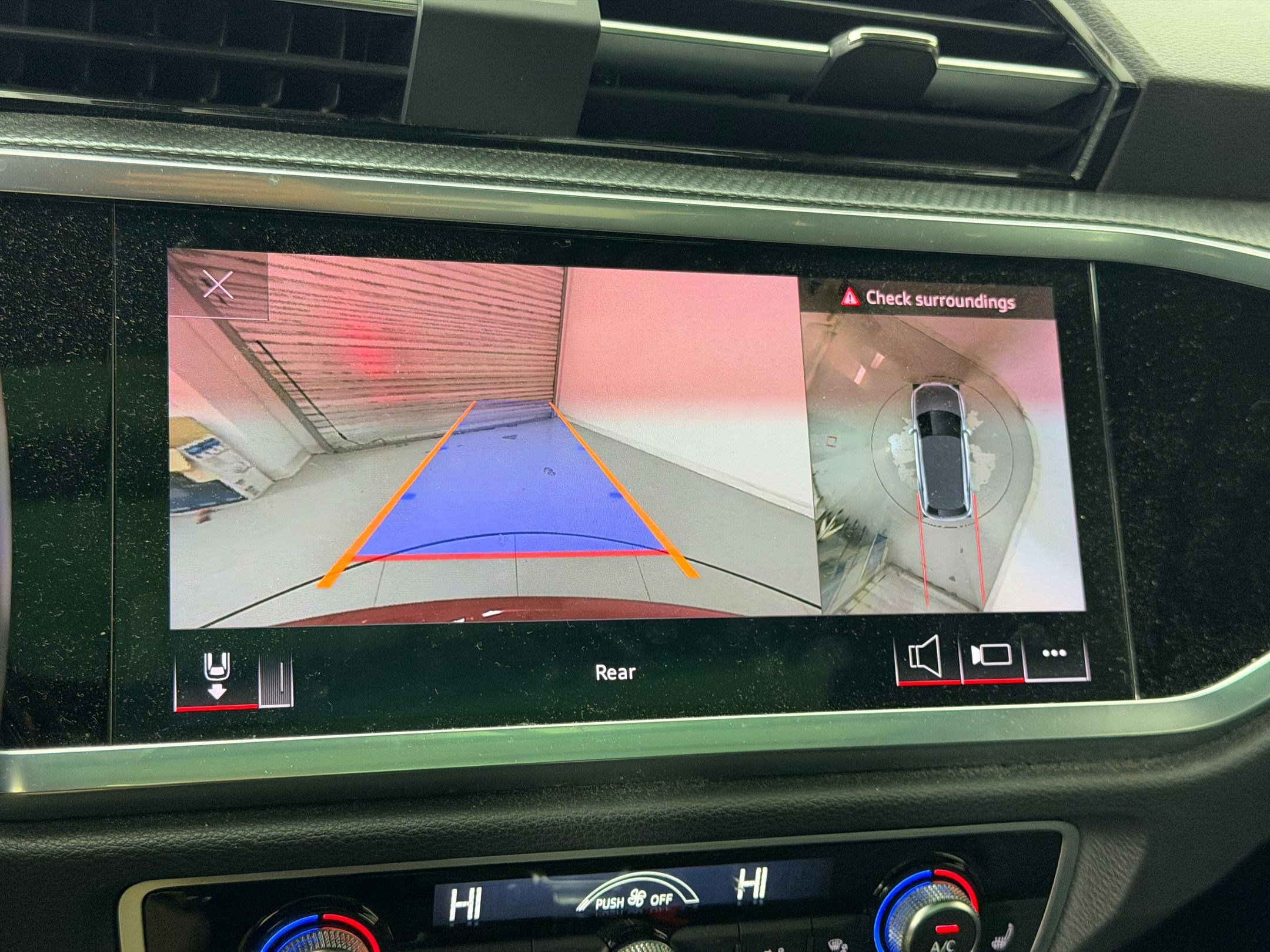 Certified 2022 Audi Q3 2.0T Premium Plus w/ Premium Plus Package image 29