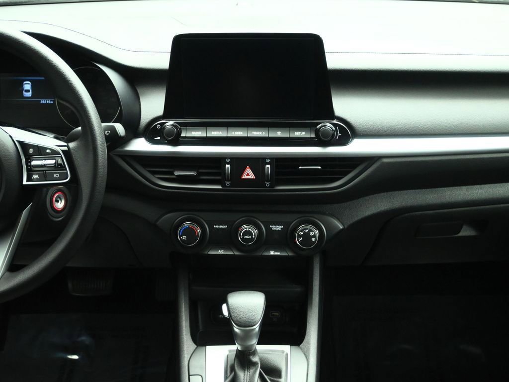 Certified 2024 Kia Forte LXS w/ LXS Technology Package image 37