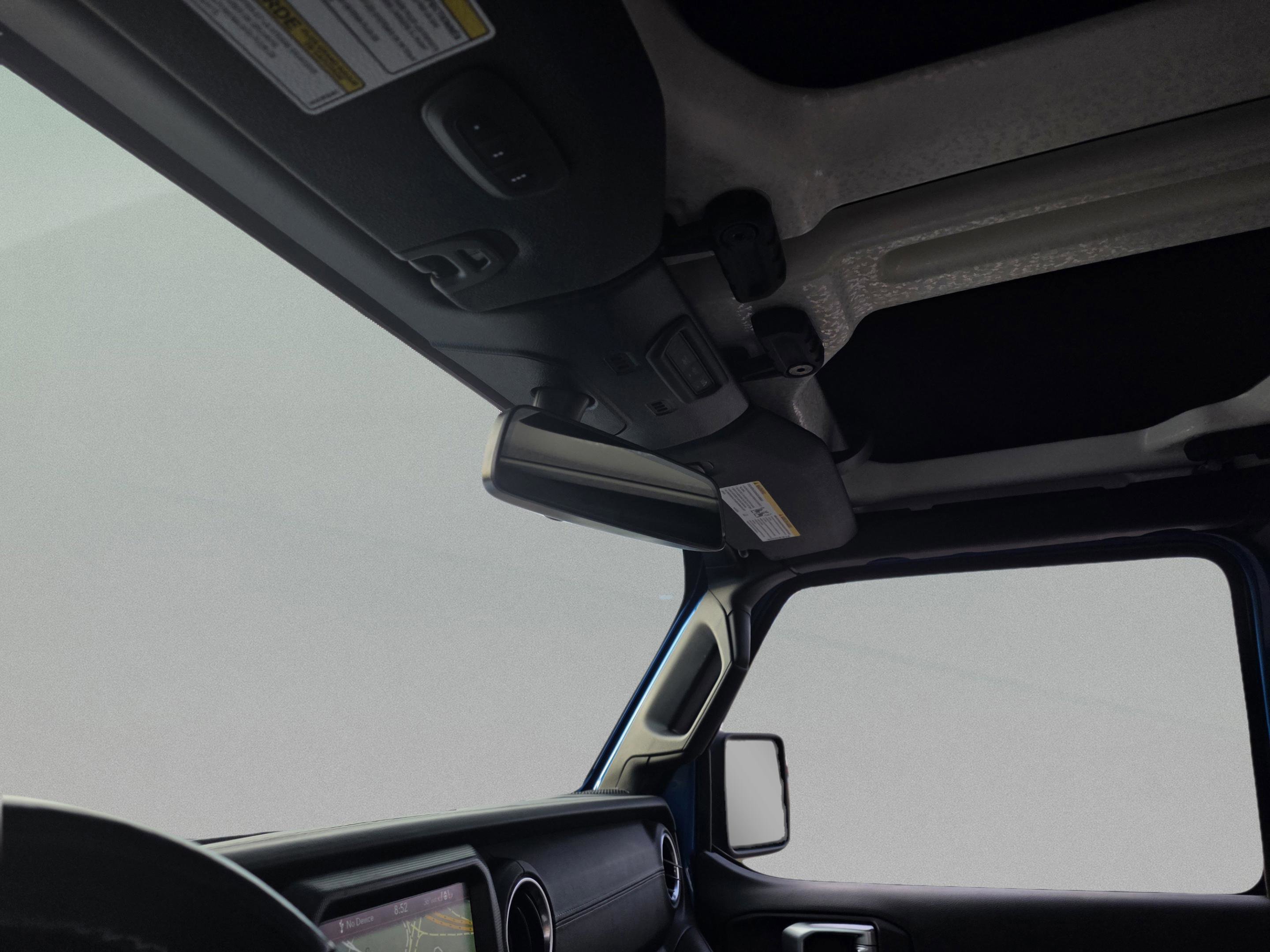 Used 2020 Jeep Gladiator Overland image 15